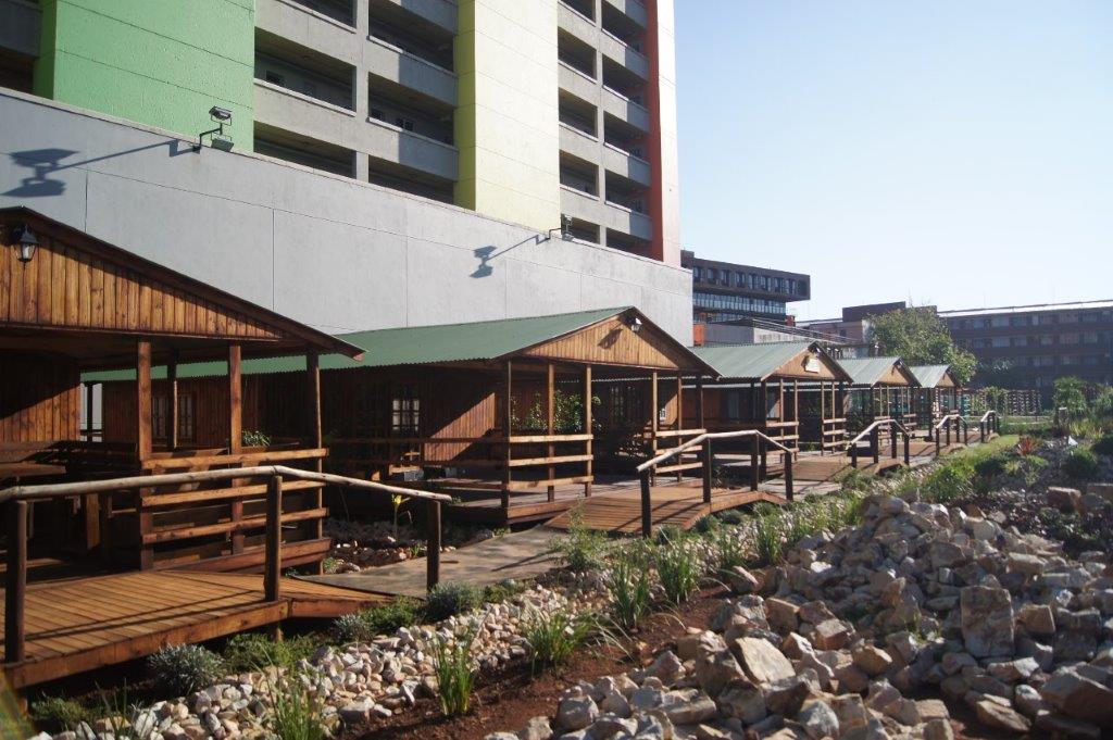 Housing Tuks 6-622.jpg